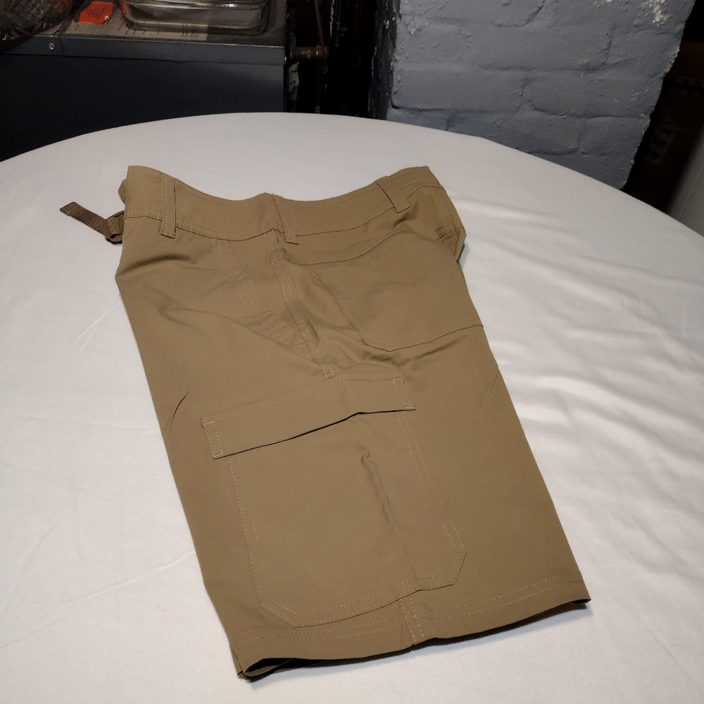 ZeroXposur Oak/Tan Ryder Belted Travel UPF50 Adjustable Waistband Shorts - Picture 4 of 14